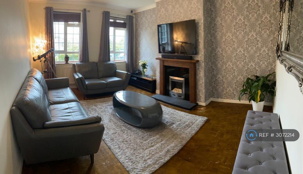 Apartment in Harrow - View 5
