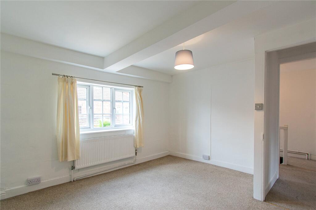 House in Reading - View 5