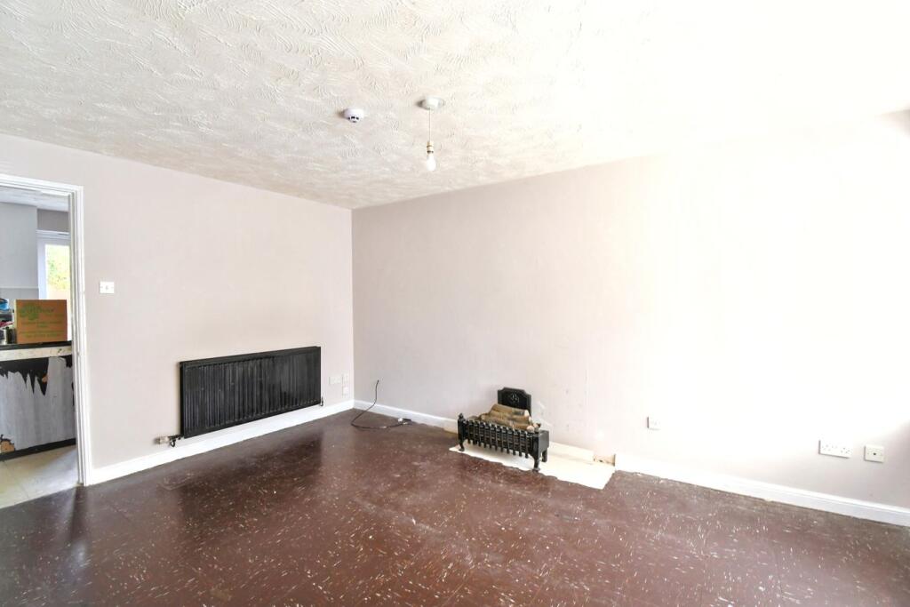 House in Kempston, Bedford - View 4