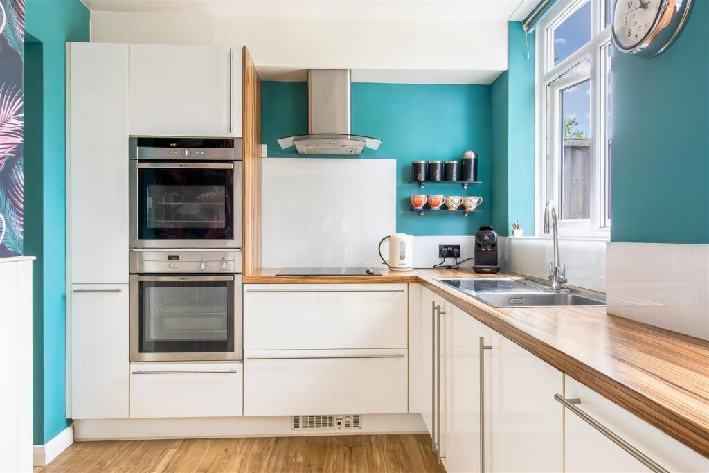 Additional image 6 of Holloways Lane, Welham Green, Hatfield