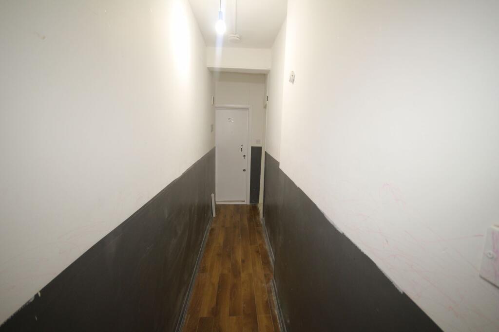 Apartment in Southall - View 5