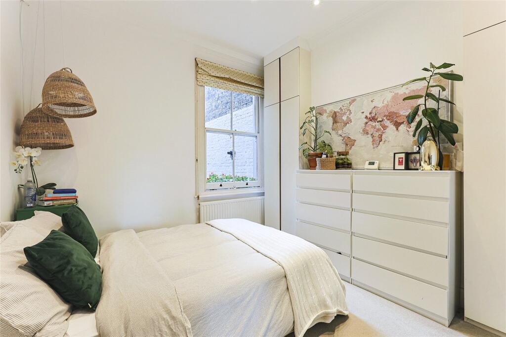 Apartment in London - View 4