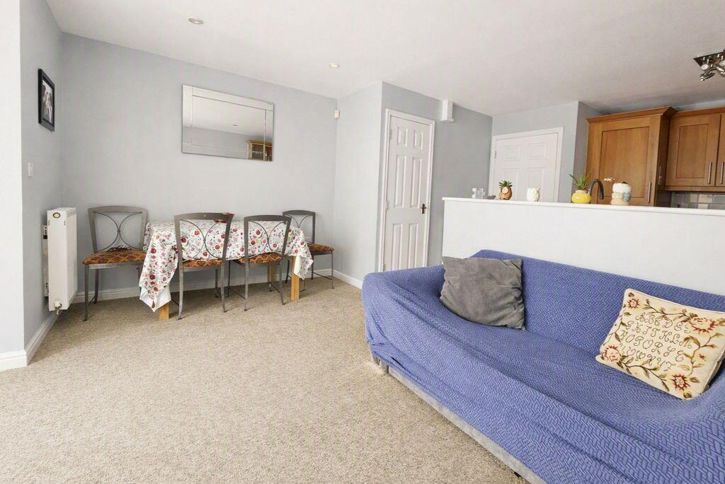 House in Portsmouth - View 4
