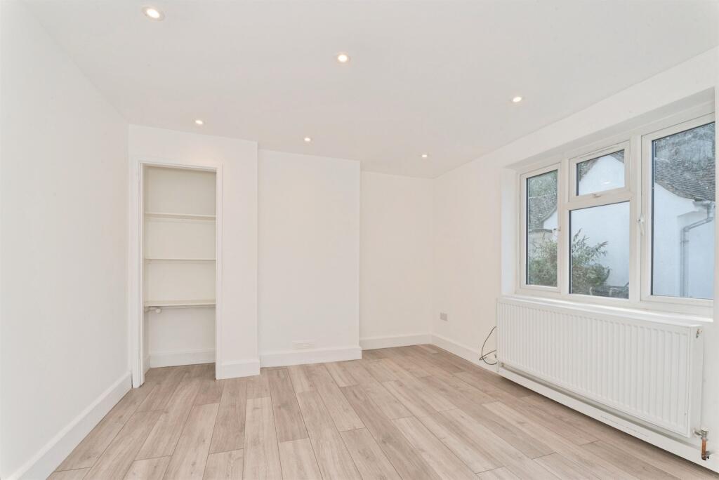House in Vale of White Horse, Ashbury - View 4