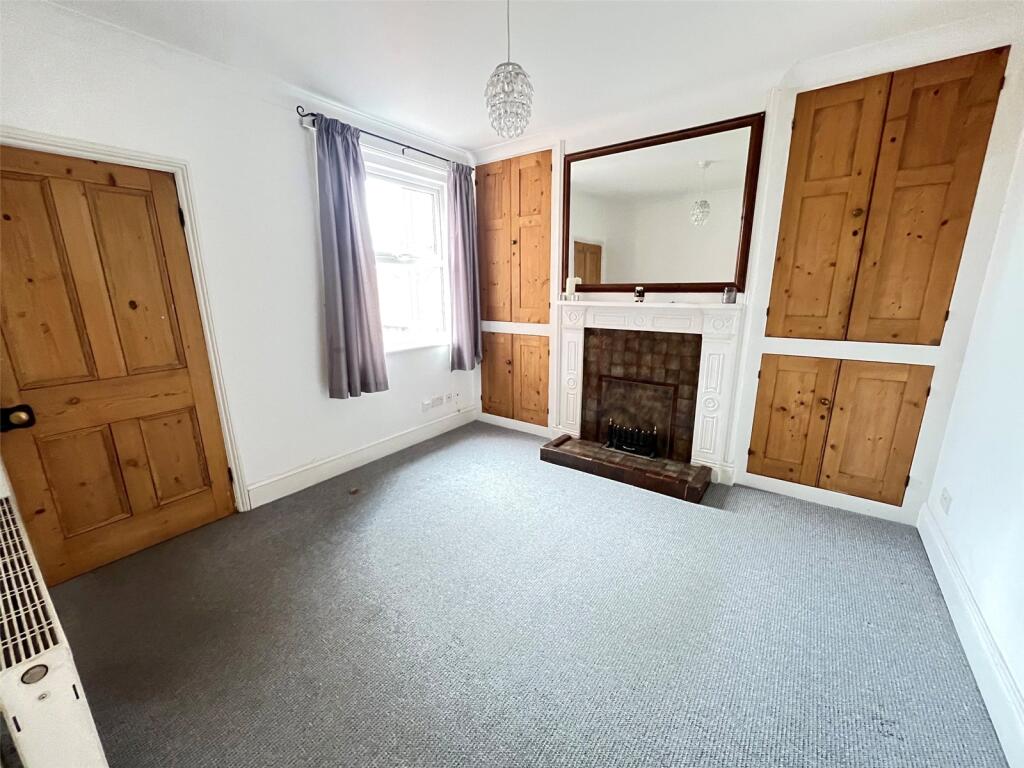 House in Daventry, Headlands - View 6