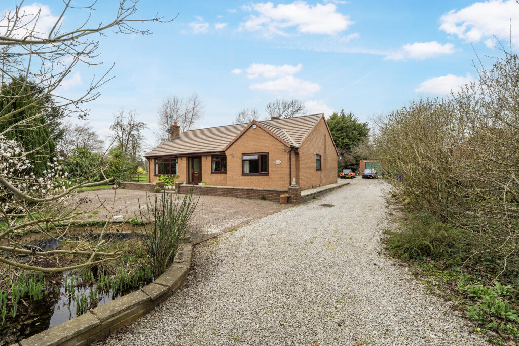 Main image of property: Meadow View, West End, Pollington, DN14 0