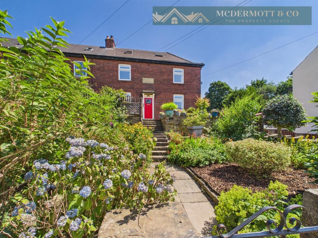 Main image of property: Wellington Road, Greenfield, Saddleworth