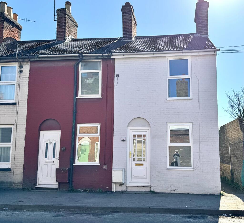 Main image of property: Rose Terrace, Canterbury Road, Faversham