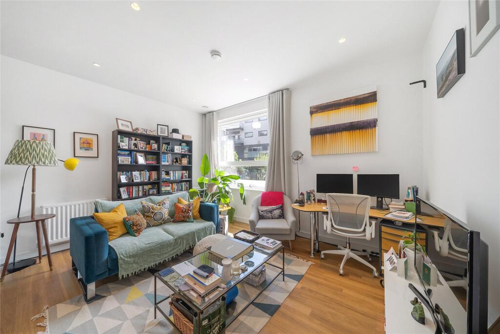 Apartment in London - View 5