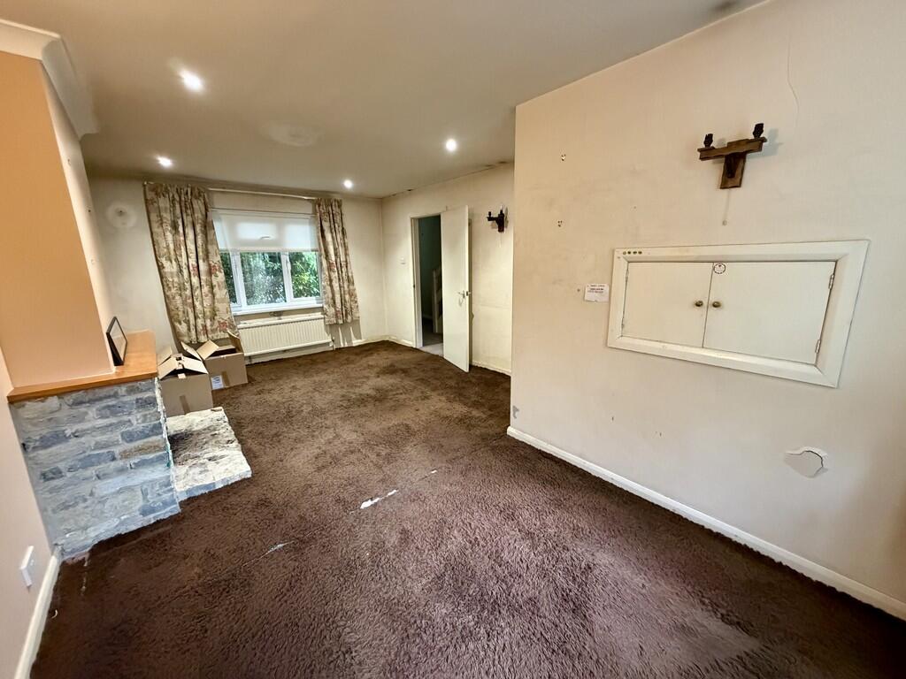 House in Torquay - More