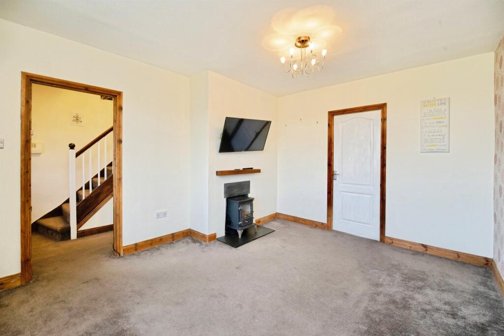 House in Bradford, West Yorkshire - View 2