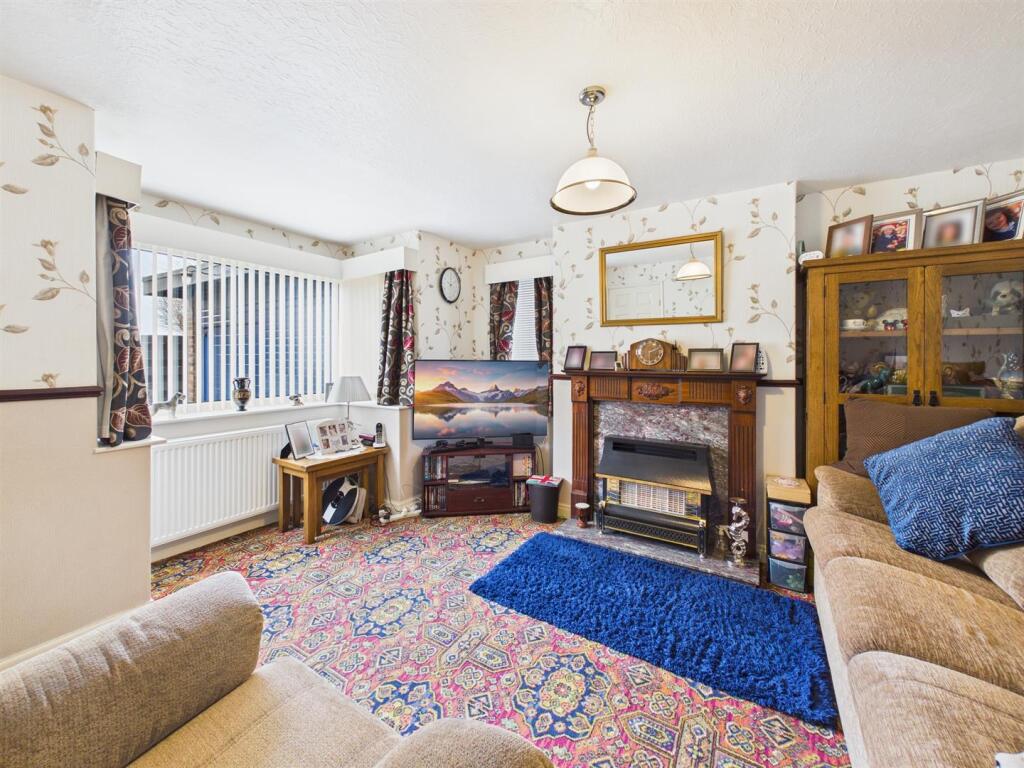 Stepney Avenue, Bridlington photo 2