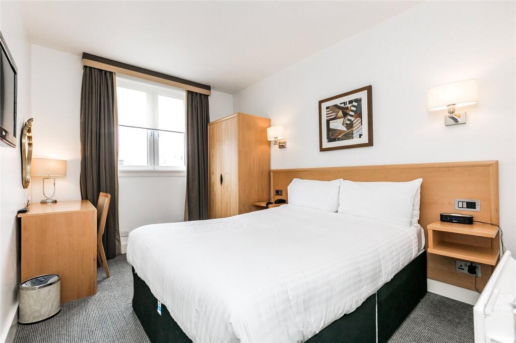 Apartment in Aberdeen - View 4