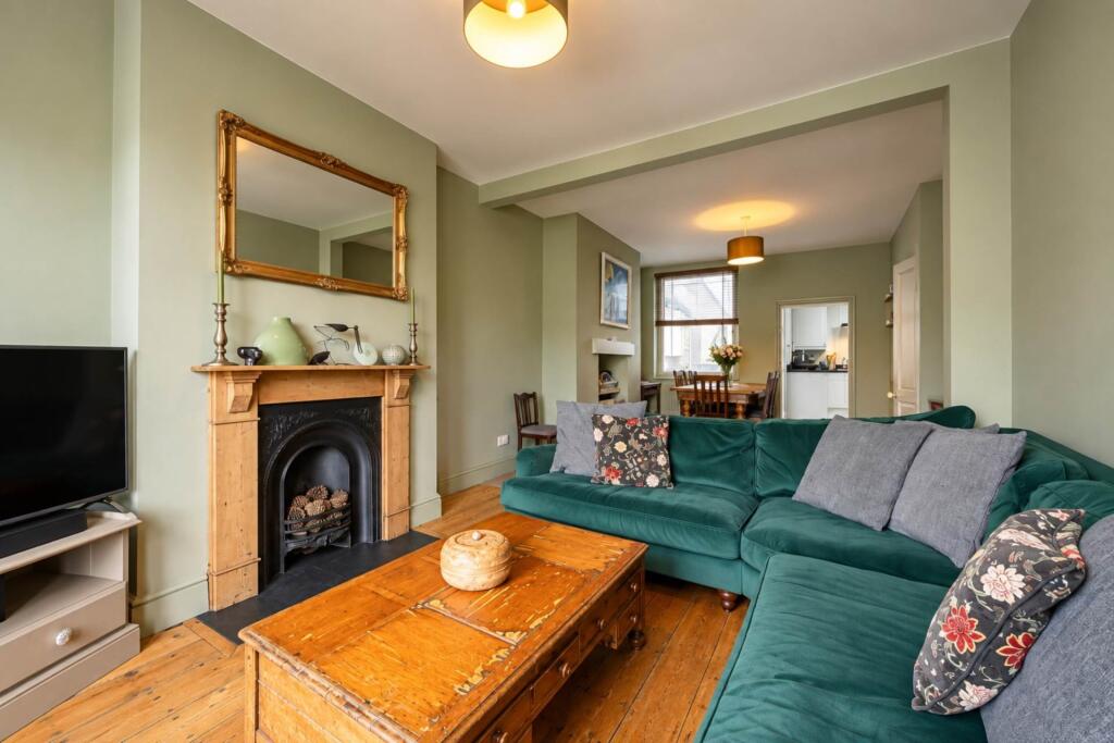 49, Lime Grove, Bideford photo 2