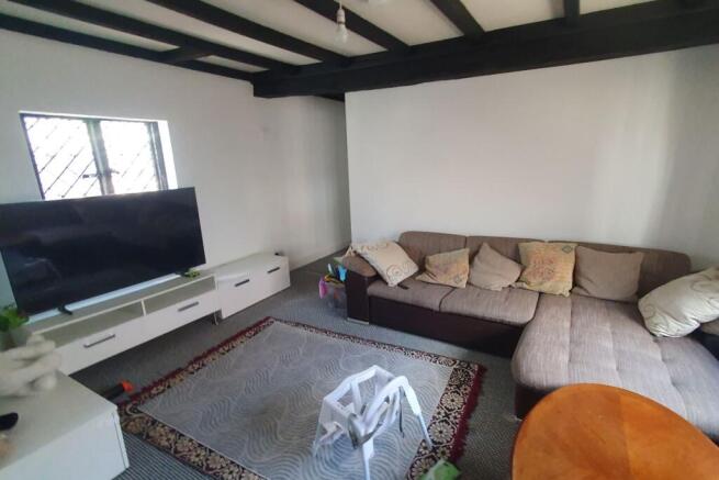 Flat 1
