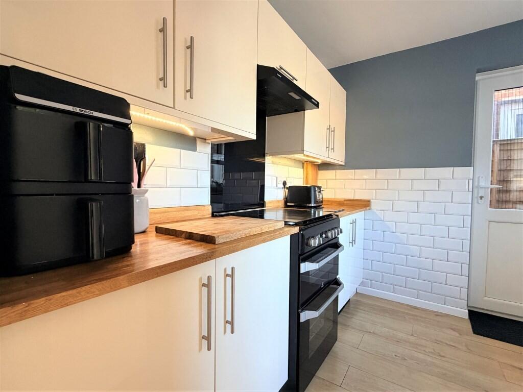 House in Ipswich, Suffolk - More