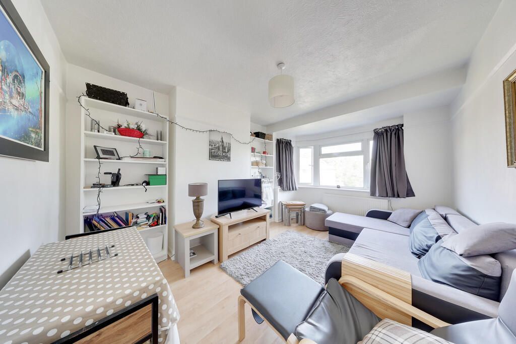 Apartment in London, Poverest, Petts Wood - View 2