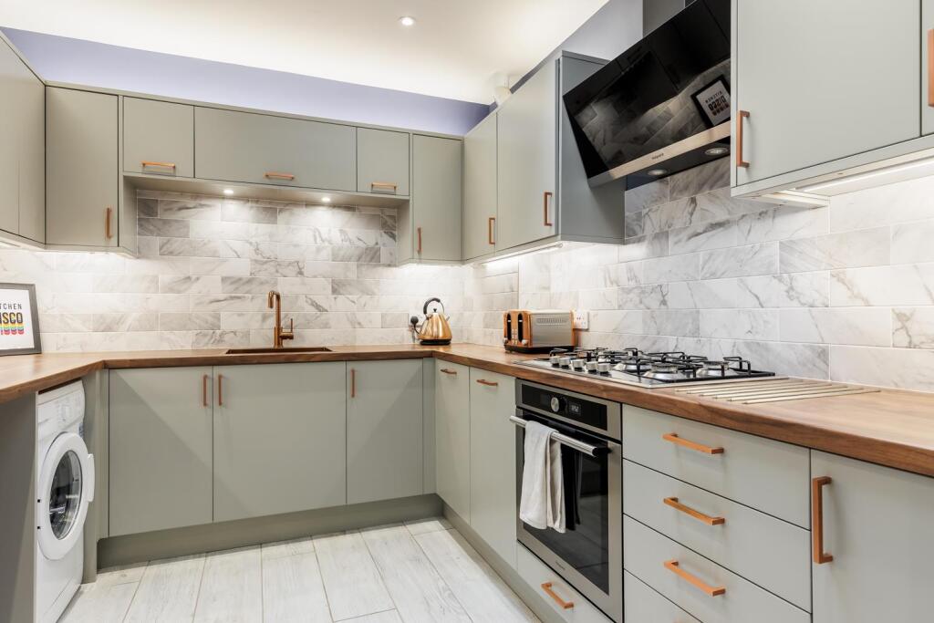 Apartment in Bournemouth - More