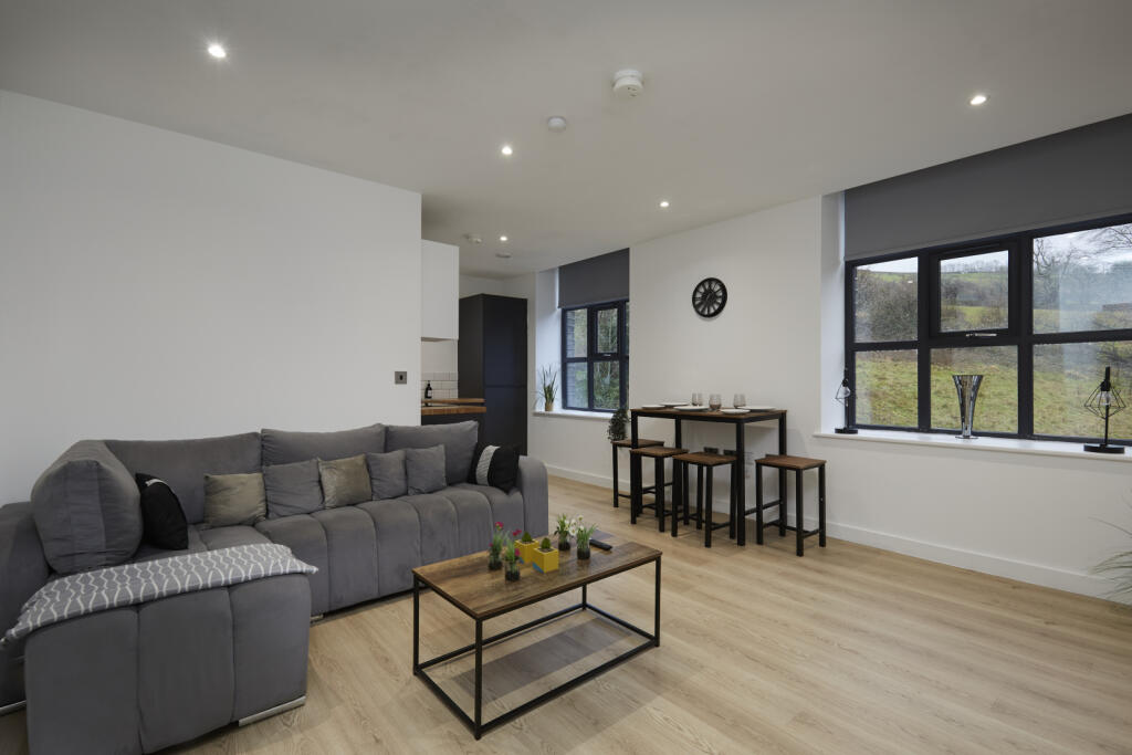 Apartment in Kirklees, Holme Valley - View 3