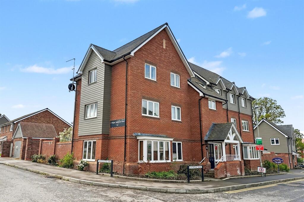 Main image of property: Verwood