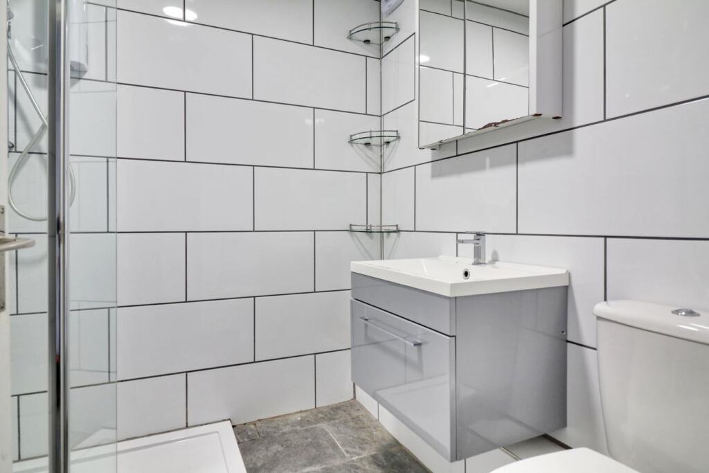Apartment in Epping Forest, Sheering - View 5