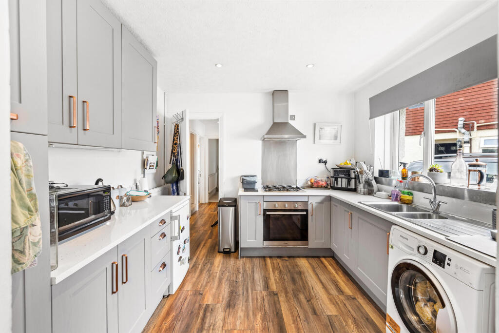 House in Hove, Brighton and Hove - View 4