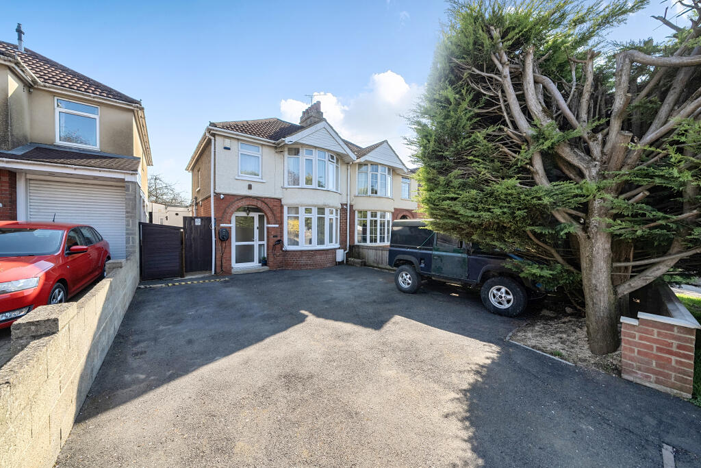 3-bed semi-detached on Cricklade Road, Swindon, SN2, £300,000