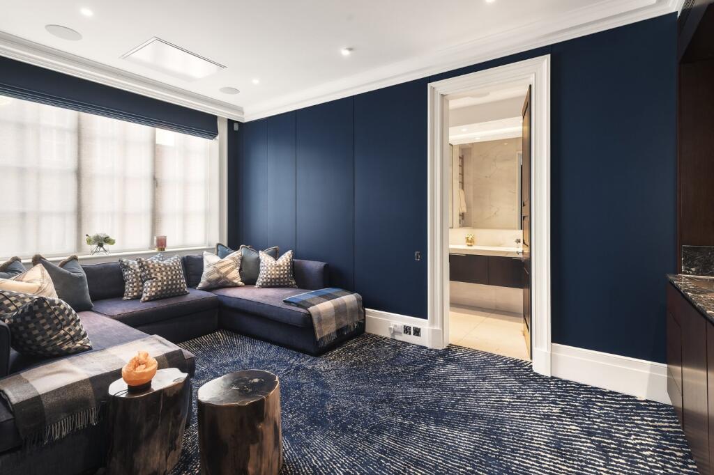 Apartment in London, City of Westminster - View 5