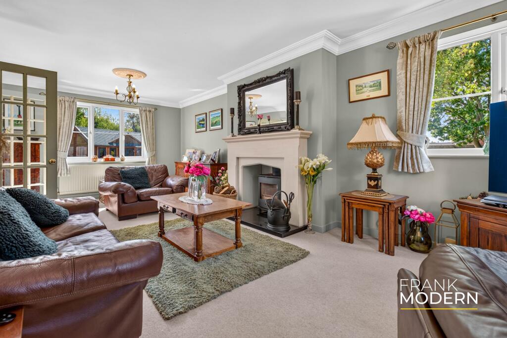 House in Huntingdonshire, Holme - More