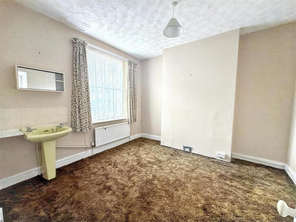 House in Exeter - View 5