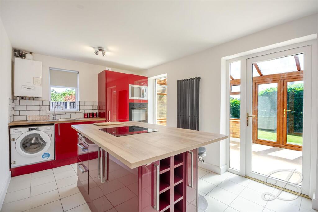 House in Ashfield, Sutton in Ashfield, Nottinghamshire - More
