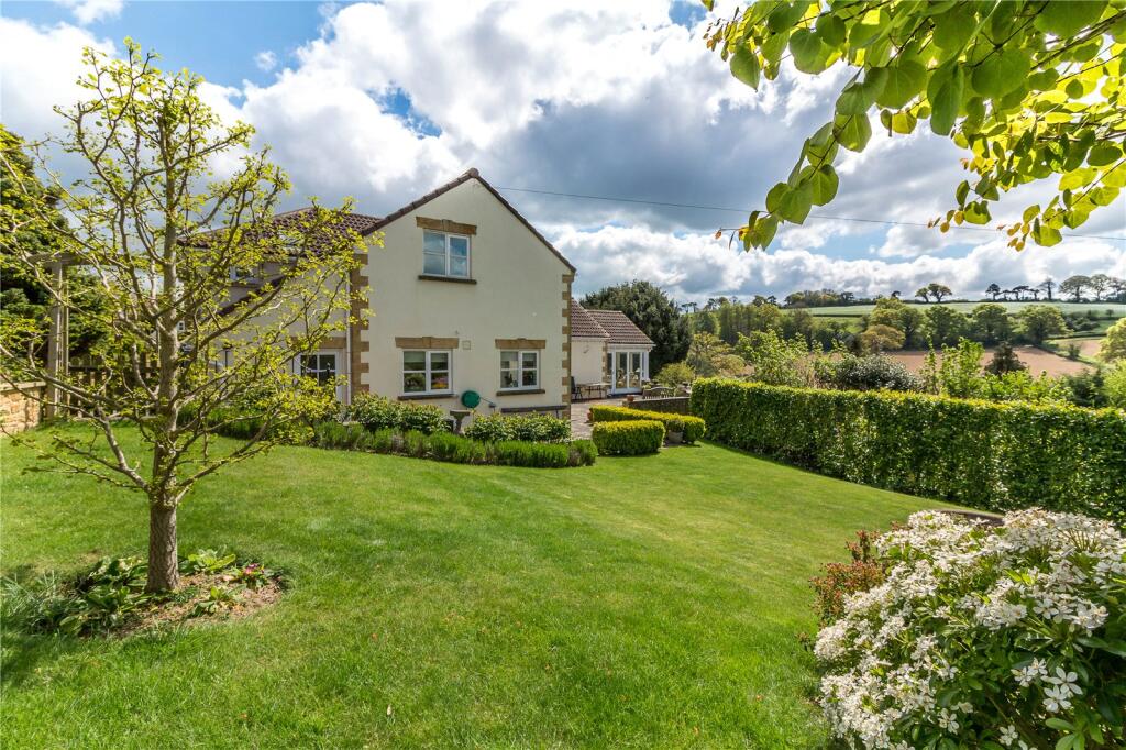 4-bed detached on Bay Hill, Ilminster, Somerset, TA19, £825,000