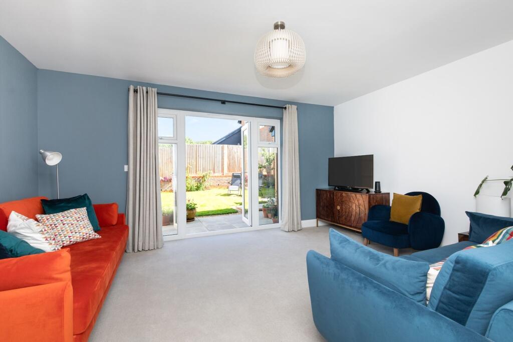 Snowdrop Way, Horsham, RH12 - View 2