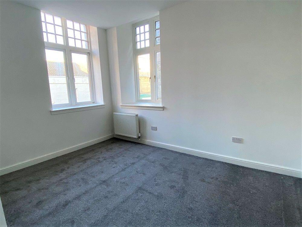Apartment in Dunfermline, Abbey Parks, Central Dunfermline - View 5