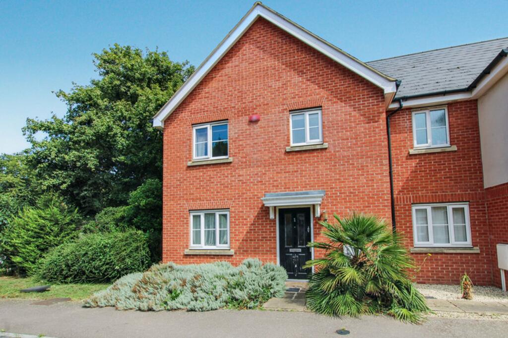 Main image of property: Montague Street, Basildon, SS14