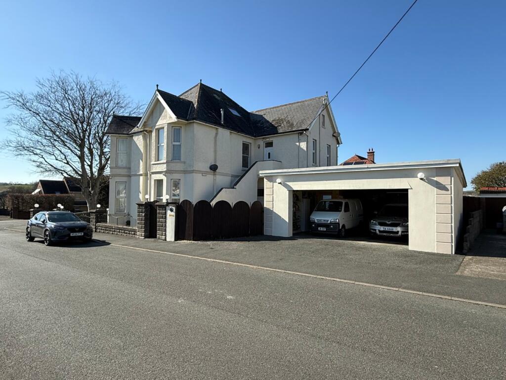 Main image of property: Park Avenue, Cardigan, SA43