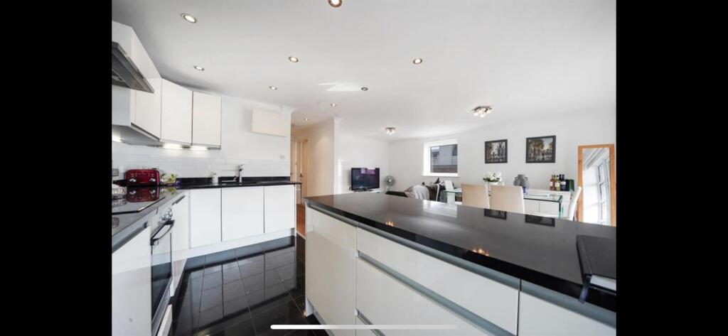 Main image of property: Jardine Road, London E1W
