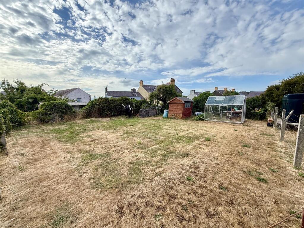 House in Llanon, Llansantffraid - View 4
