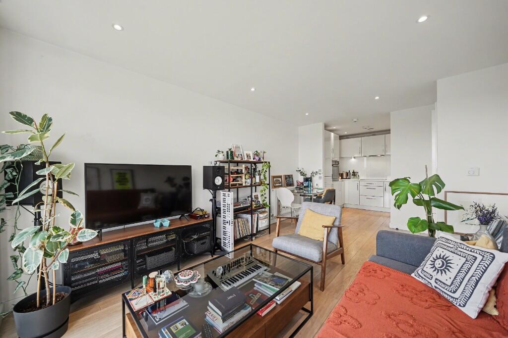 Main image of property: Dalston Lane, London, E8