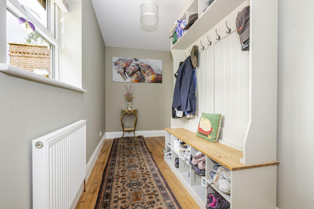 House in Tonbridge - More