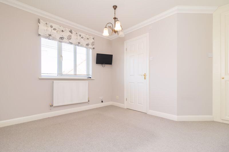 Clayton Mead, Godstone photo 4