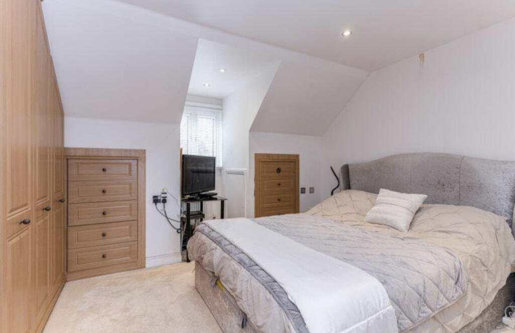 Additional image 11 of Fullerton Close, Markyate, St Albans