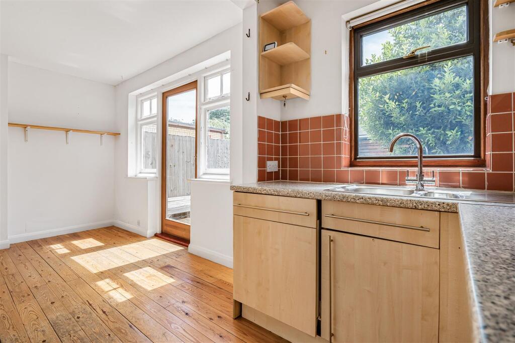 House in Cambridge, Romsey - View 4