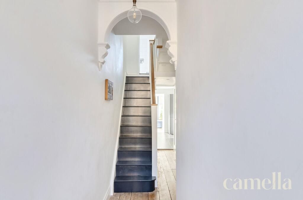 House in Bath - View 5