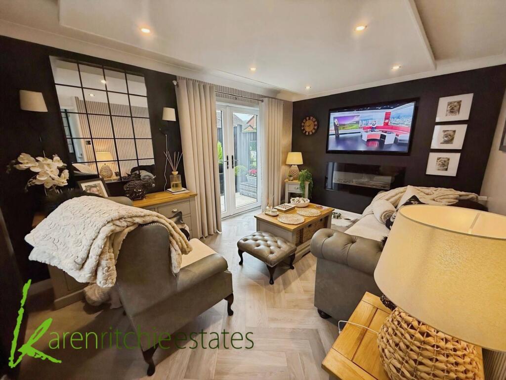 House in Bolton, Greater Manchester - View 2
