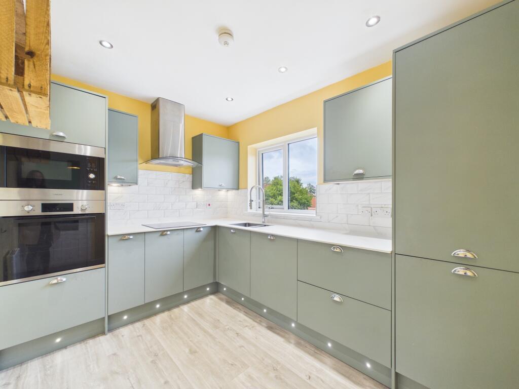 Apartment in Cardiff - View 4