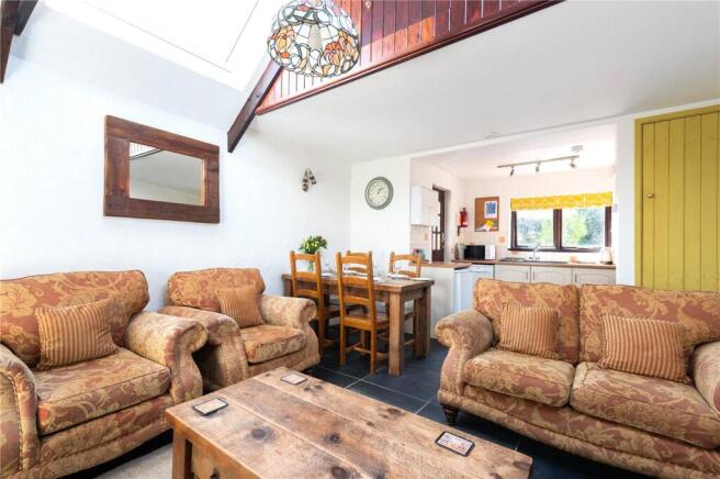 Cross Cottage