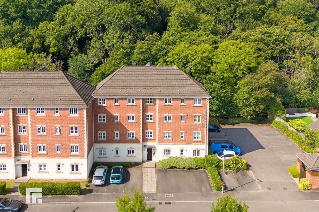 2-bed flat on Fisher Hill Way, Radyr, CF15, £185,000
