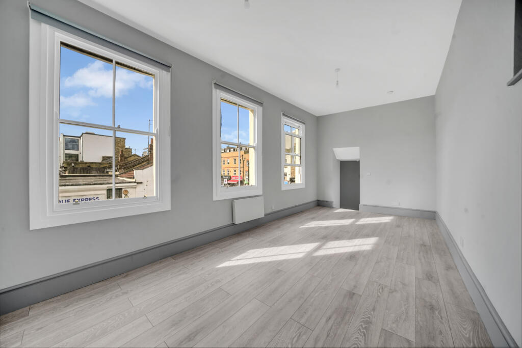 Main image of property: 304 Bethnal Green Road, London, E2