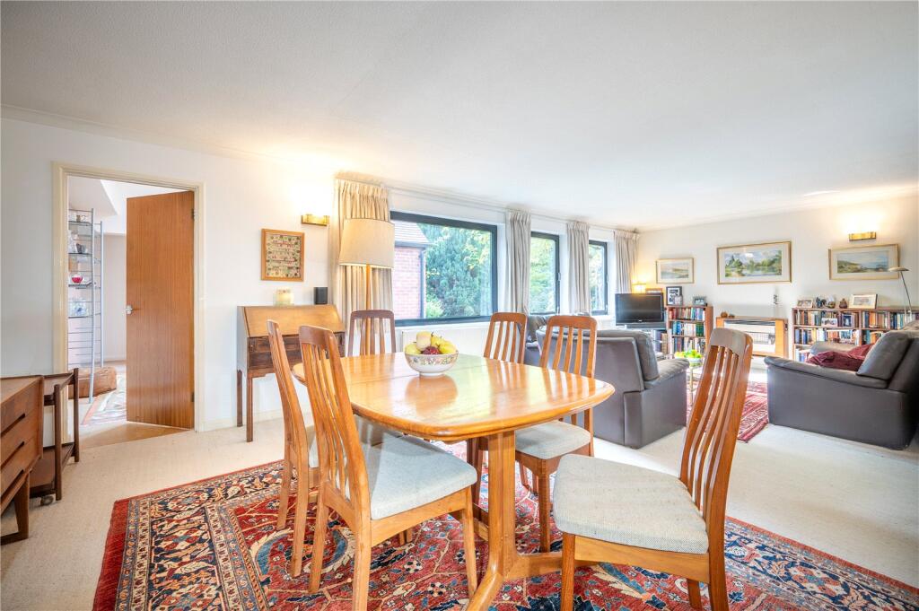 House in Oxford - View 2